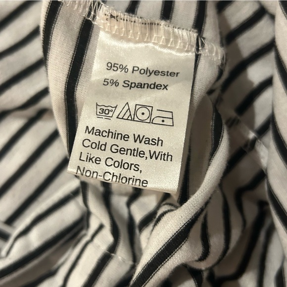 💫SHEIN Women’s Striped Hoodie - Picture 7 of 10